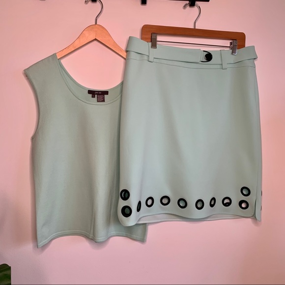 Carlisle Per Se Seafoam Green Shell and Skirt - Picture 9 of 11